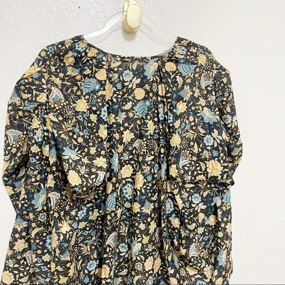 Authentic Balenciaga floral flowy top size 36 - Picture 6 of 10